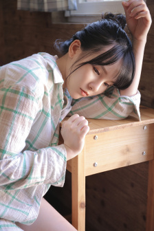 女人下面又黑又大